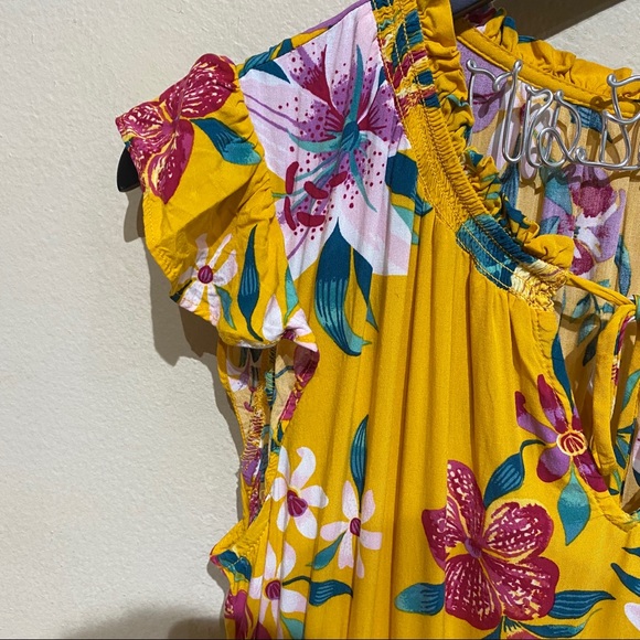 Old Navy Dresses Old Navy Yellow With Floral Print Keyhole Dress